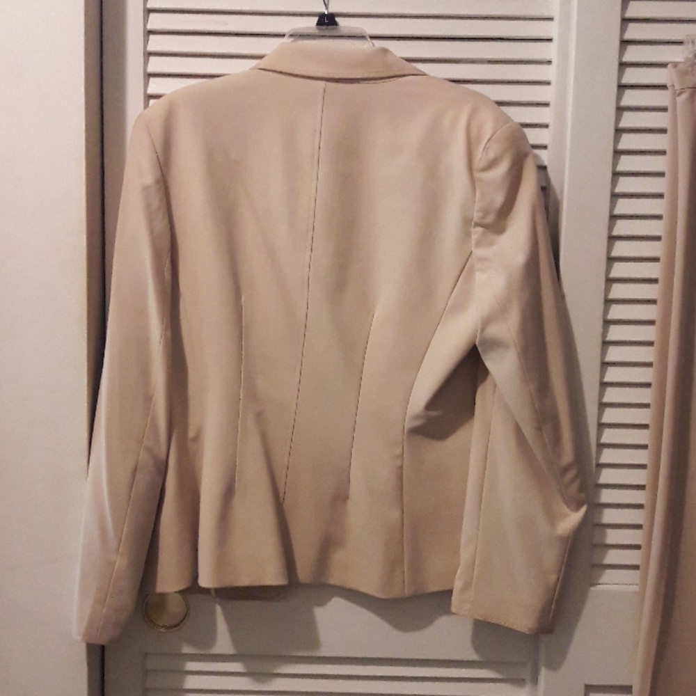 Polyester 2 piece set - Picture 3 of 4